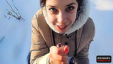 Stranger Girl Gives Extreme Blowjob In Public Park